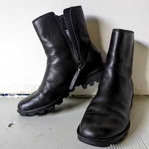 Sorel leather boots women's 8.5